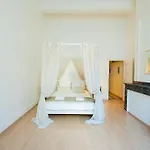 Cosy Traditional Old Stone Townhouse In Bastide Casa vacanze