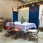 Cosy Traditional Old Stone Townhouse In Bastide Casa vacanze *