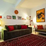 Casa vacanze Cosy Traditional Old Stone Townhouse In Bastide Carcassonne