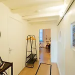 Casa vacanze Cosy Traditional Old Stone Townhouse In Bastide