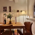Cosy Traditional Old Stone Townhouse In Bastide Casa vacanze *