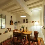 Casa vacanze Cosy Traditional Old Stone Townhouse In Bastide Carcassonne