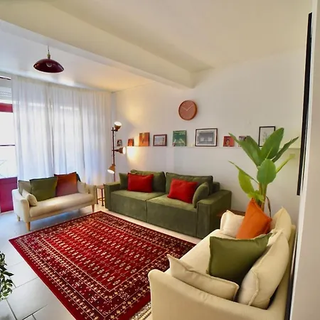 Holiday home Cosy Traditional Old Stone Townhouse In Bastide Carcassonne
