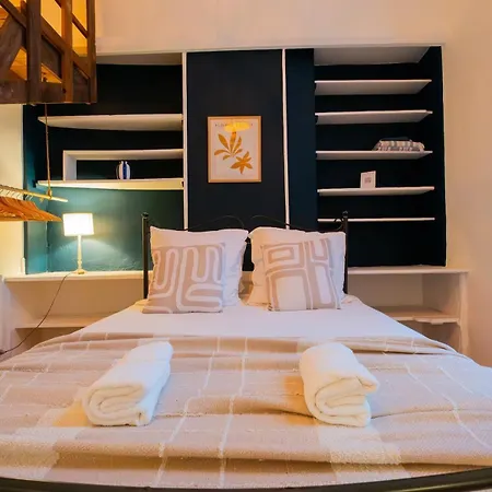 Cosy Traditional Old Stone Townhouse In Bastide *