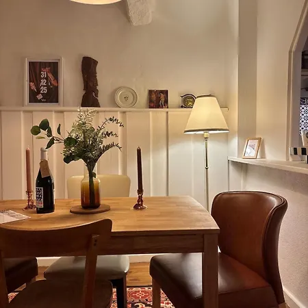 Cosy Traditional Old Stone Townhouse In Bastide Prázdninový dům *