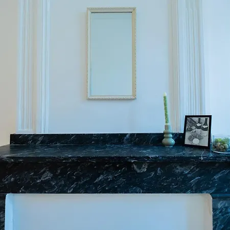 Cosy Traditional Old Stone Townhouse In Bastide