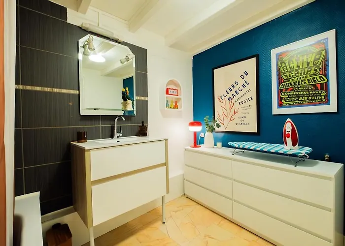 Holiday home Cosy Traditional Old Stone Townhouse In Bastide Carcassonne